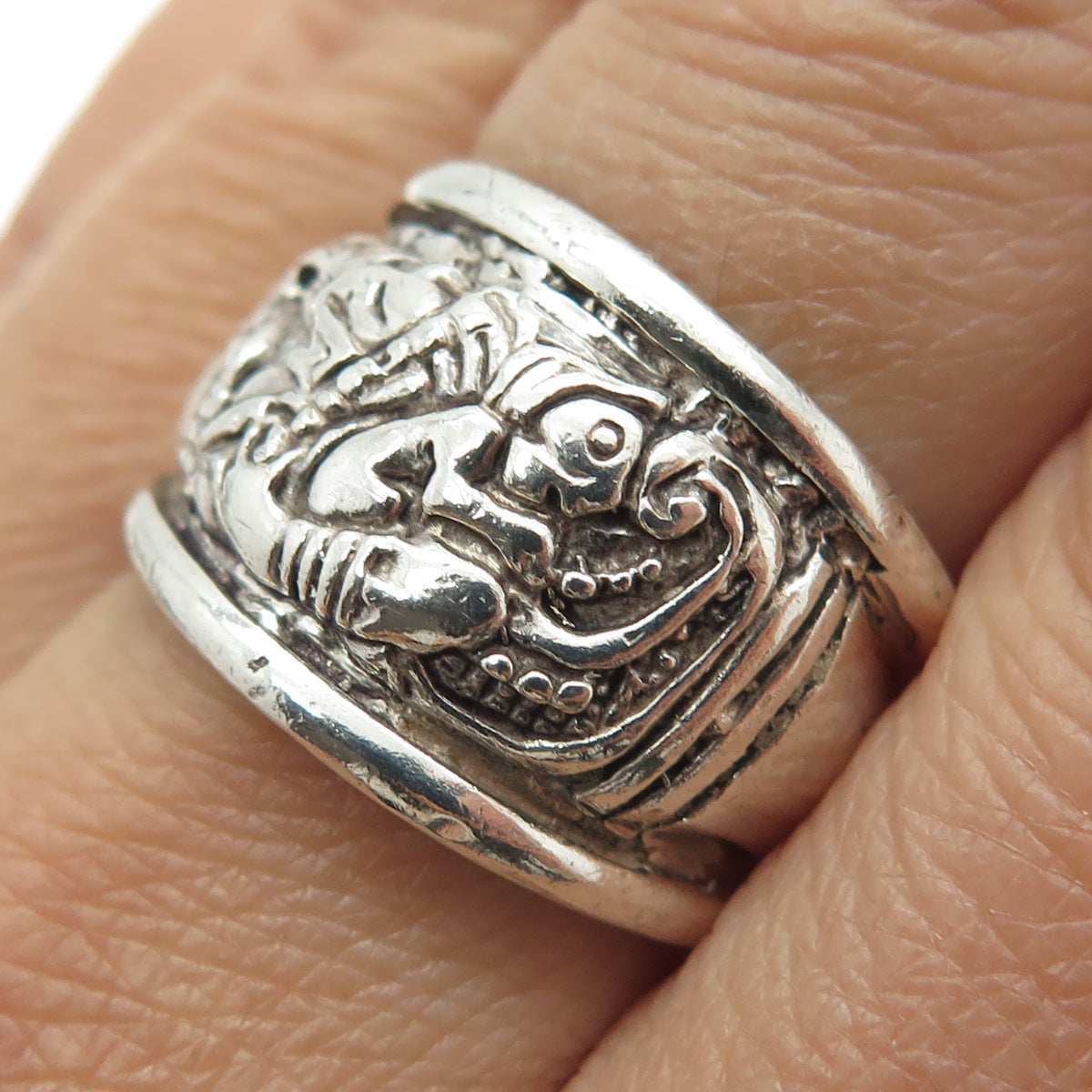 925 Sterling Silver Vintage Tribal Monkey Oxidized Ring Size 8.5