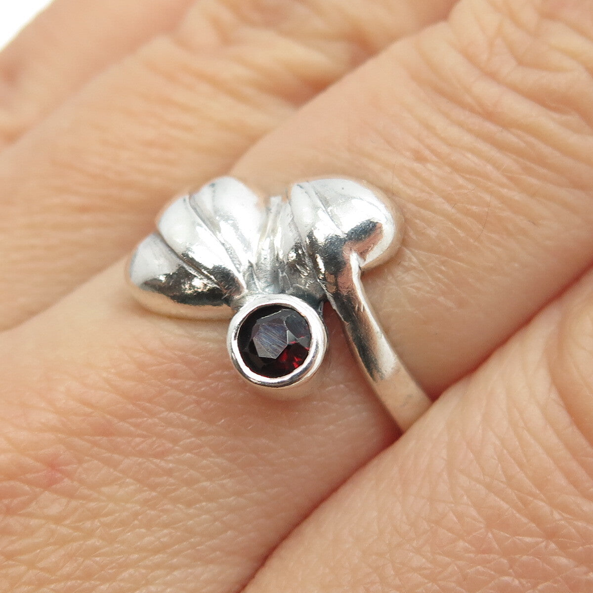925 Sterling Silver Vintage Real Red Garnet Double Heart Bypass Ring Size 7.5