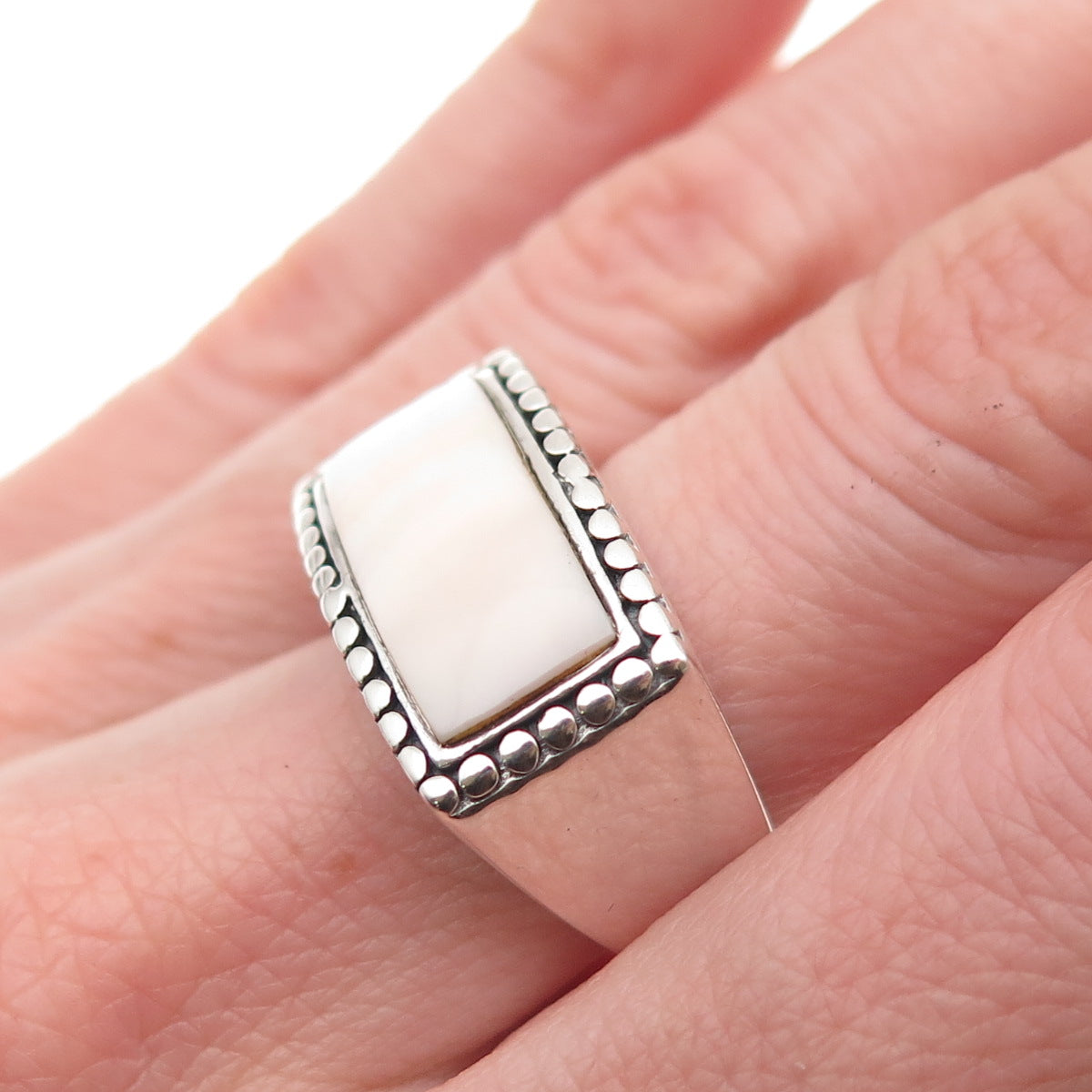 CFJ Collins Fine 925 Sterling Silver Vintage Real MOP Dotted Ring Size 6.5