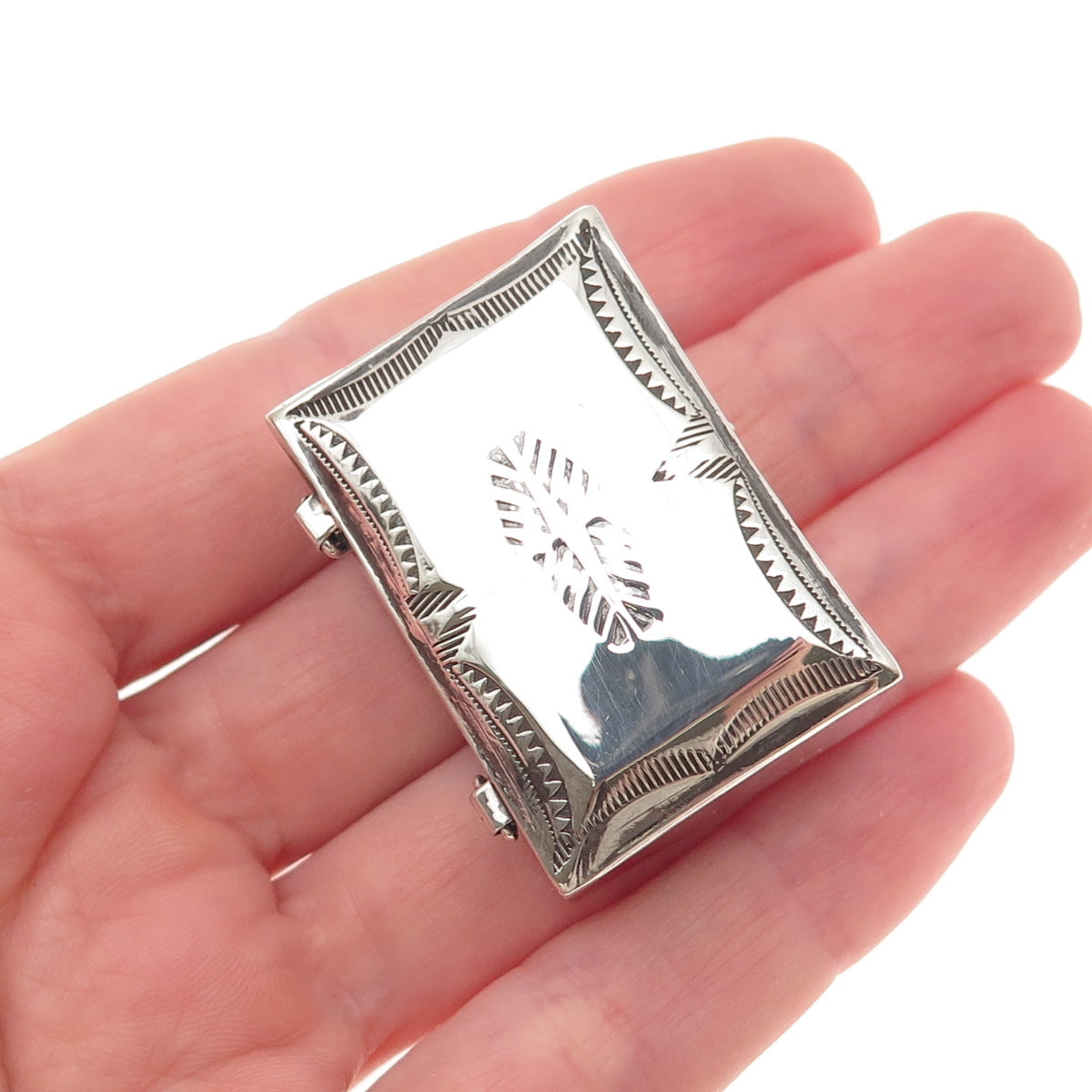 Ray Adakai Navajo Old Pawn Sterling Silver Vintage Southwestern Pill / Snuff Box