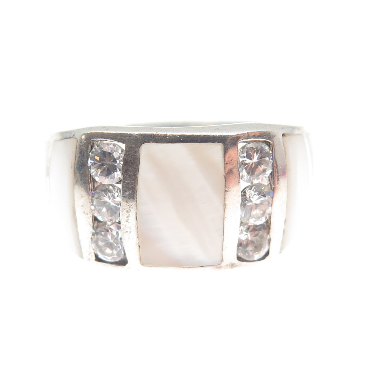925 Sterling Silver Vintage Real MOP & Round-Cut C Z Ring Size 8