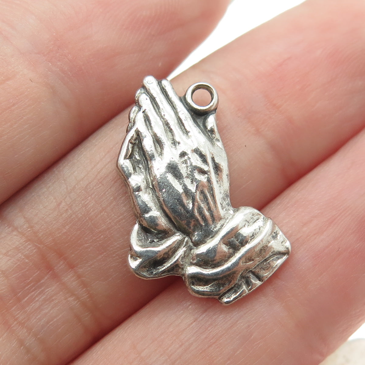 925 Sterling Silver Antique Art Deco Praying Hands Religious Charm Pendant