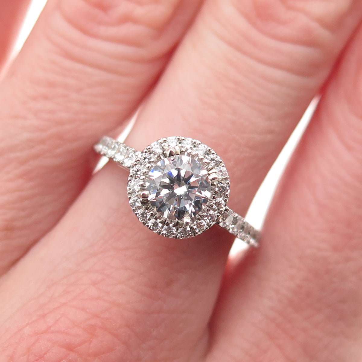 925 Sterling Silver Round-Cut C Z Engagement Ring Size 6.5