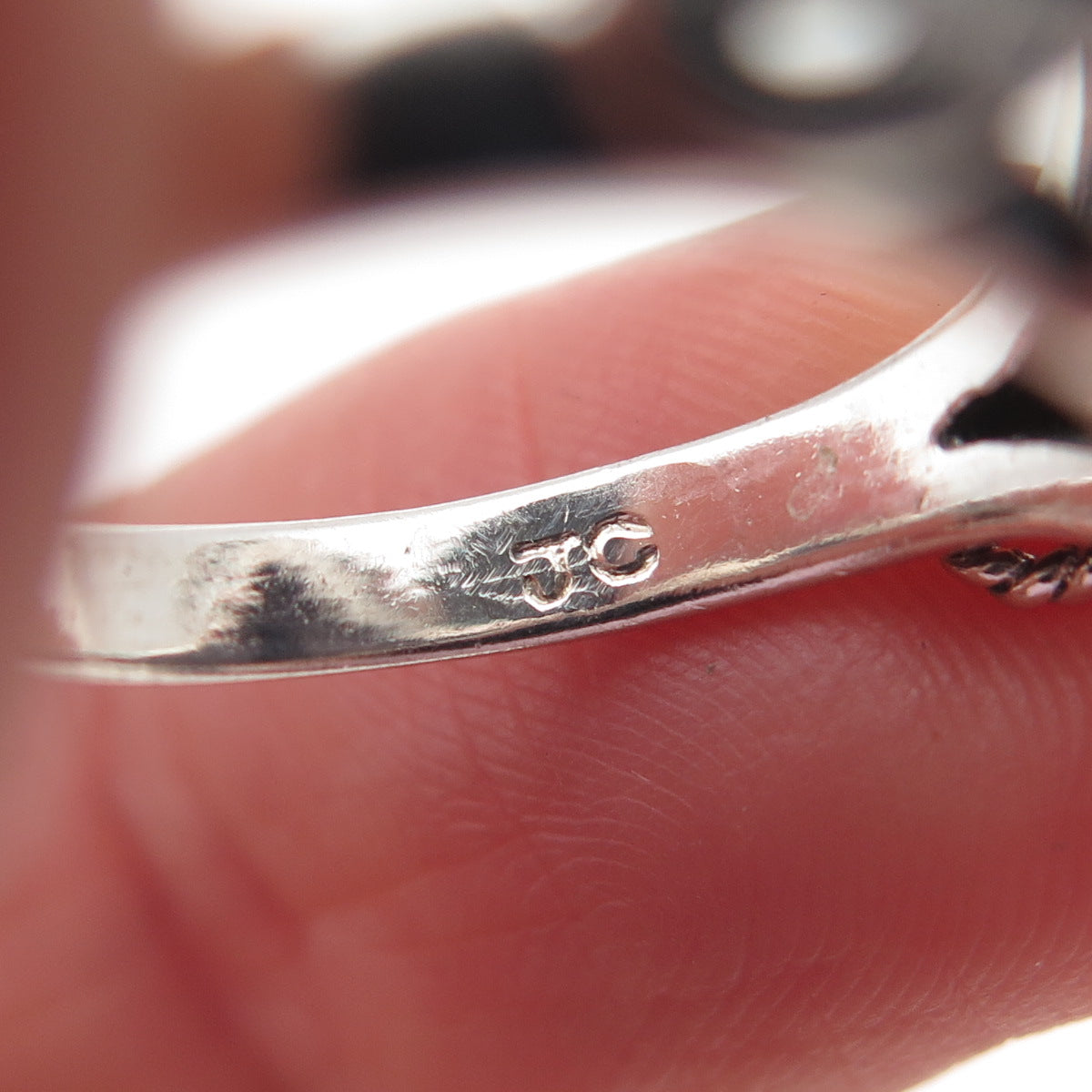 925 Sterling Silver Vintage Real Black Onyx Feather Beaded Oxidized Ring Size 7