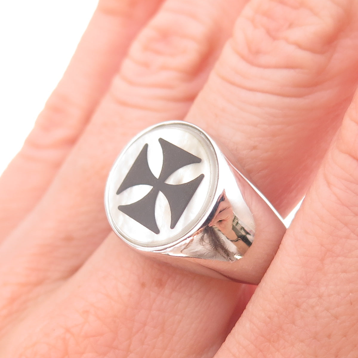 Dasan 925 Sterling Silver Vintage Real MOP Maltese Cross Ring Size 10.5