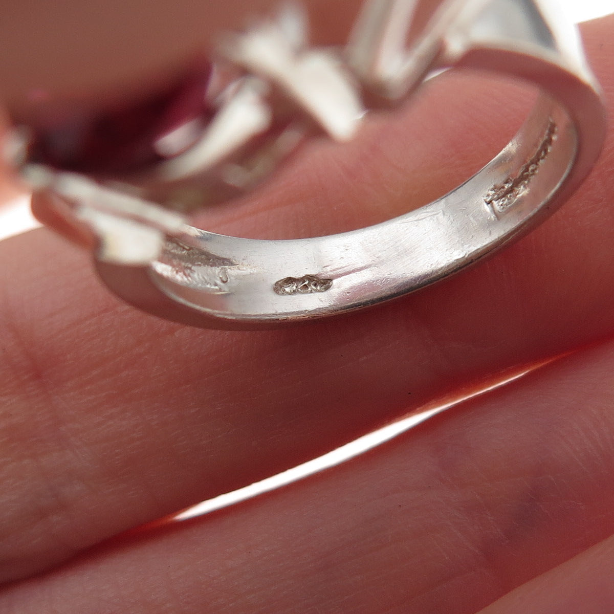 925 Sterling Silver Vintage Oval-Cut Pink C Z Modernist Ring Size 7