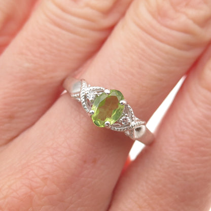 925 Sterling Silver Vintage Real Oval-Cut Peridot & C Z Ring Size 7.25