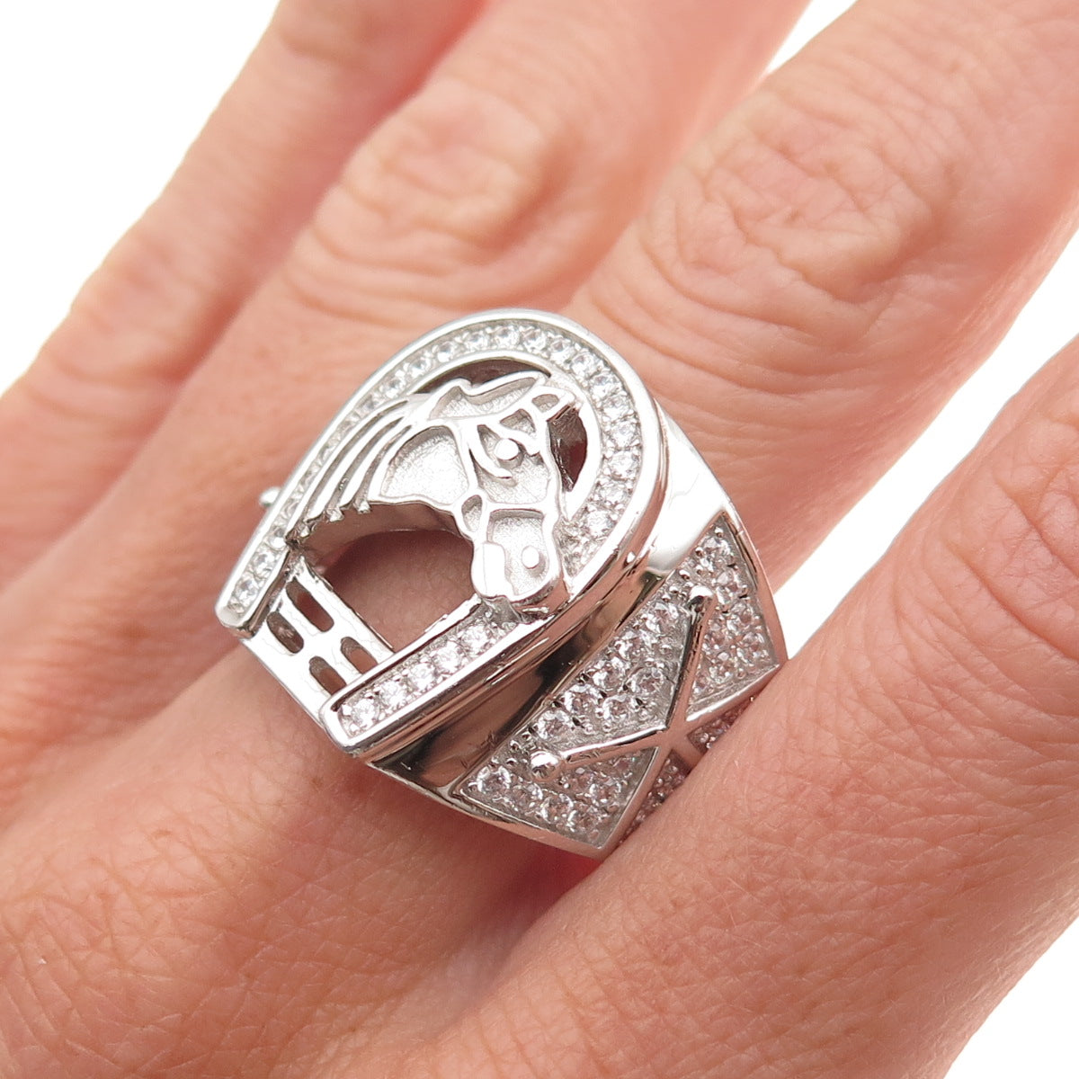 925 Sterling Silver Round-Cut C Z Horse & Horseshoe Ring Size 11.25