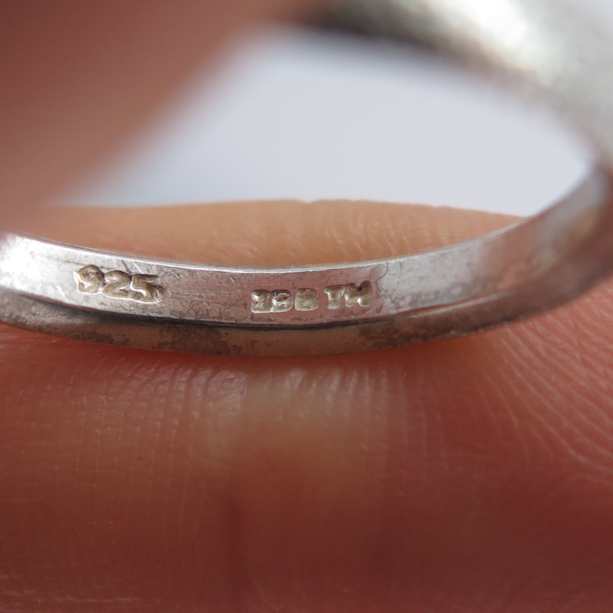 925 Sterling Silver Vintage Textured Stackable Band Ring Size 9.25