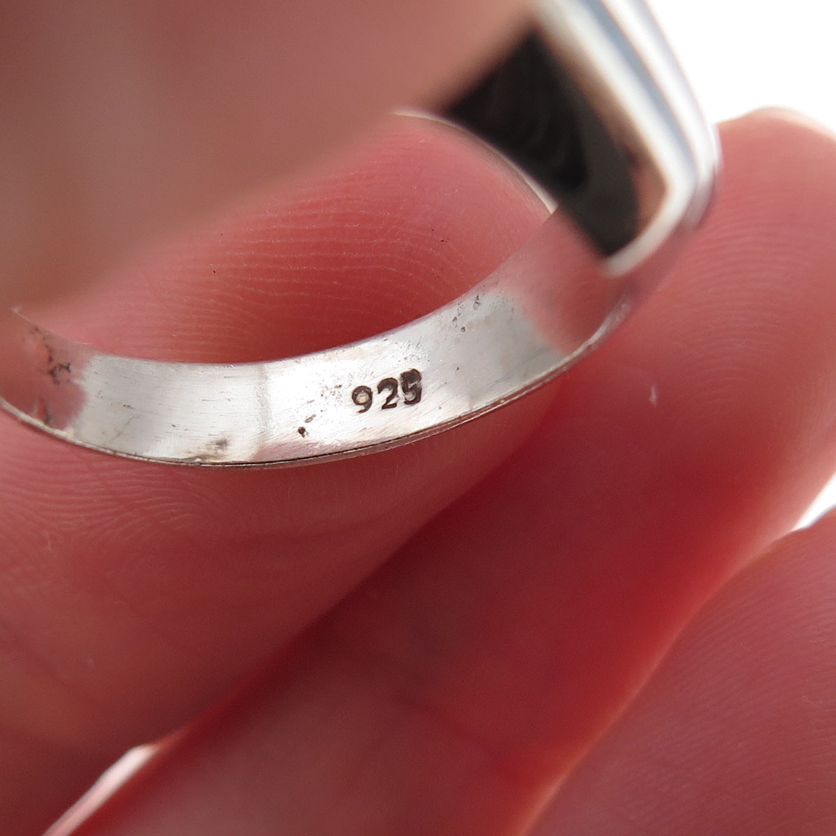 925 Sterling Silver Vintage Real Turquoise Inlay Oxidized Ring Size 7.75