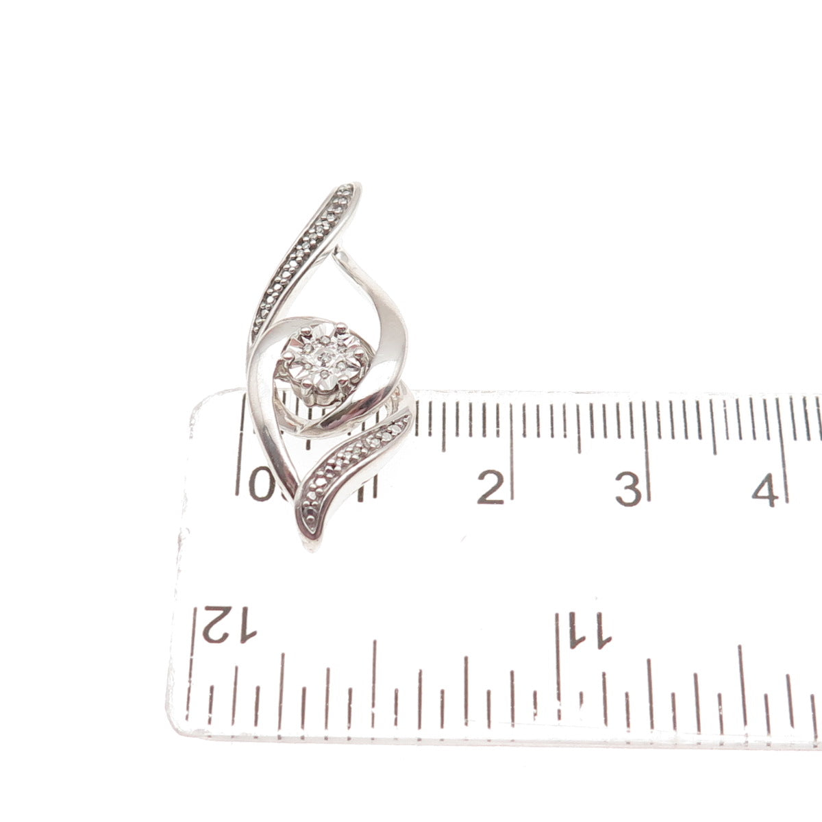 925 Sterling Silver Real Round-Cut Diamond Interlocked Eternity Charm Pendant