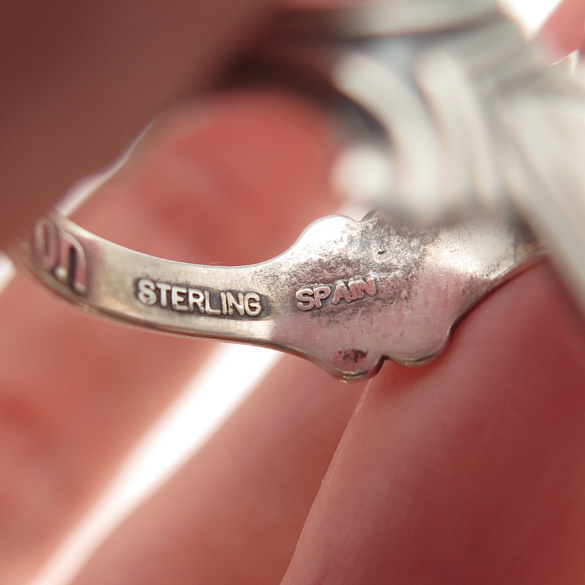 Avon 925 Sterling Silver Vintage 1975 Treasured Heart Adjustable Ring Size 8.5