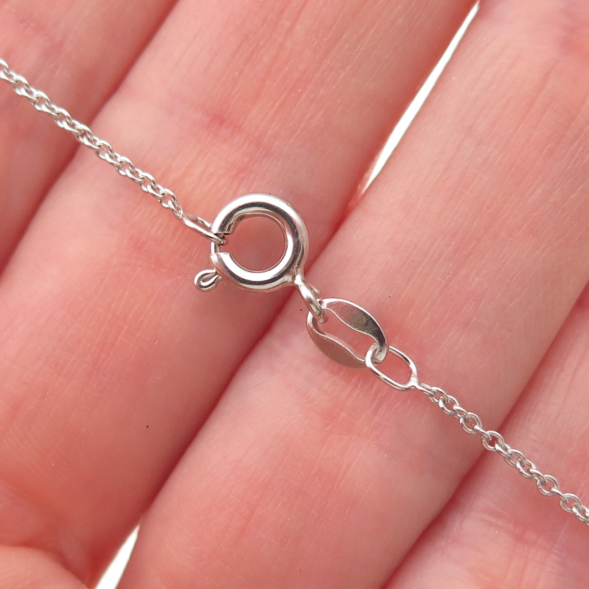925 Sterling Silver Round-Cut C Z Graduated Drop Cable Chain Necklace 18"