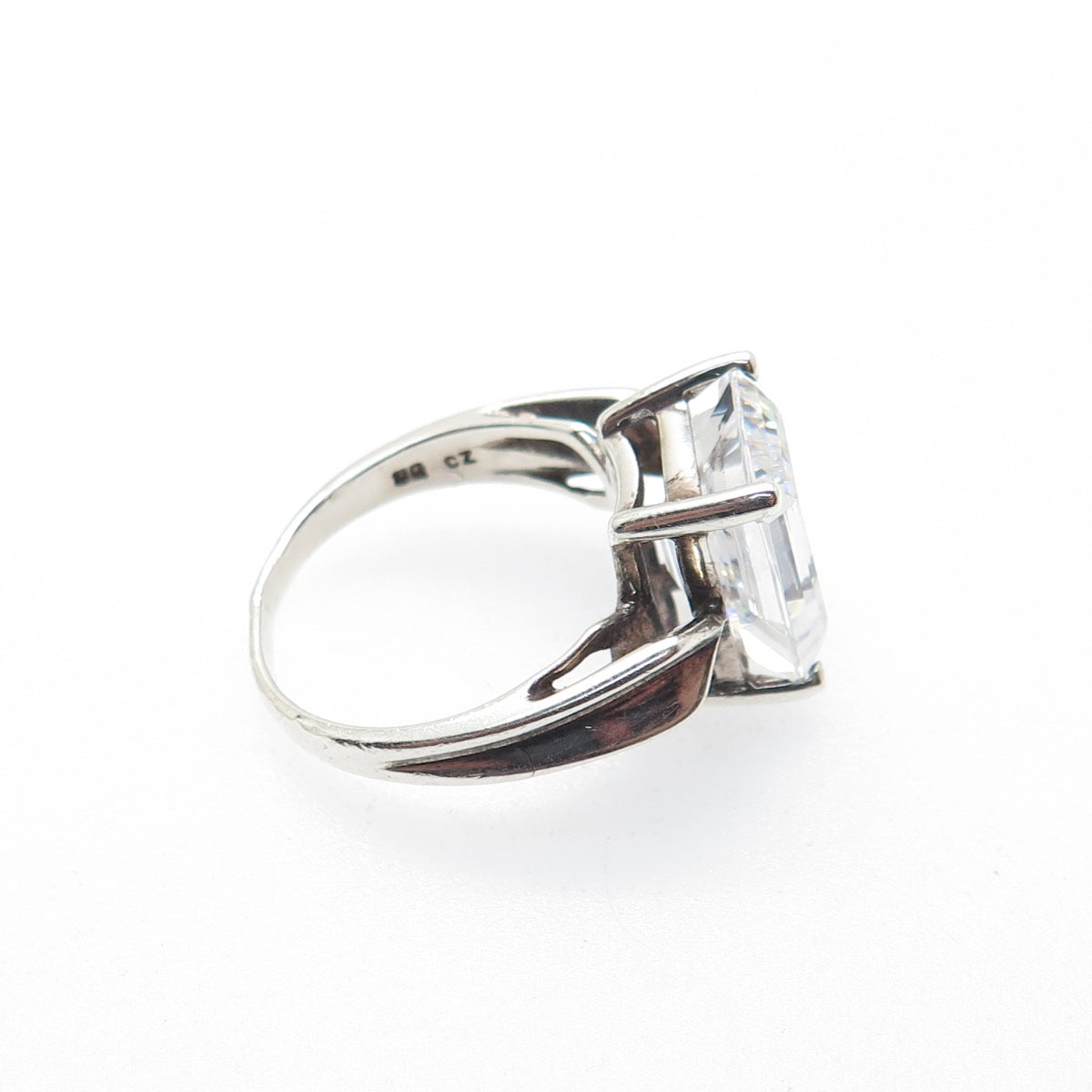 925 Sterling Silver Vintage Emerald-Cut C Z Engagement Ring Size 7