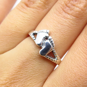 925 Sterling Silver Vintage Footprint Ring Size 5.75