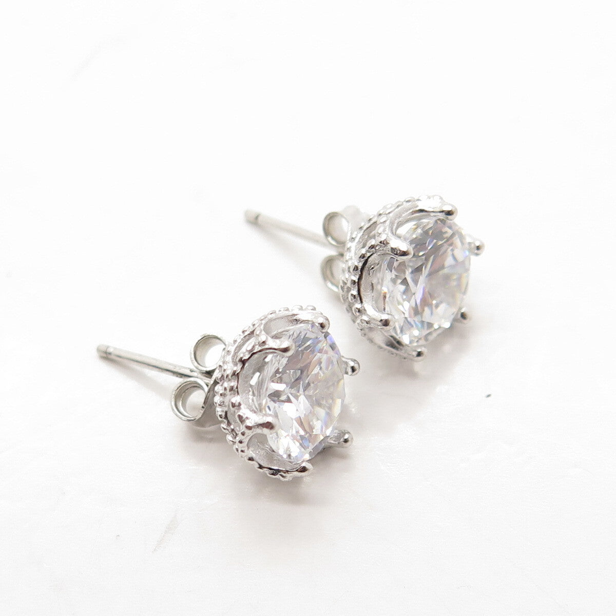 925 Sterling Silver Round-Cut Shaped C Z Stud Earrings