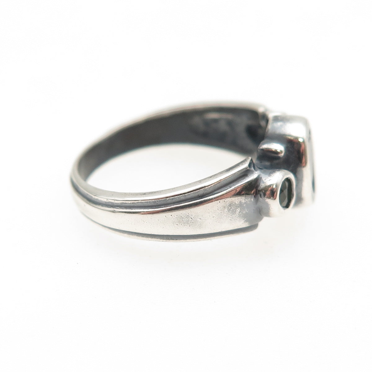 SAJEN 925 Sterling Silver Vintage Real Amethyst & Peridot Oxidized Ring Size 6