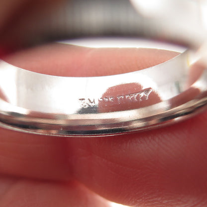 925 Sterling Silver Ribbed Band Ring Size 8
