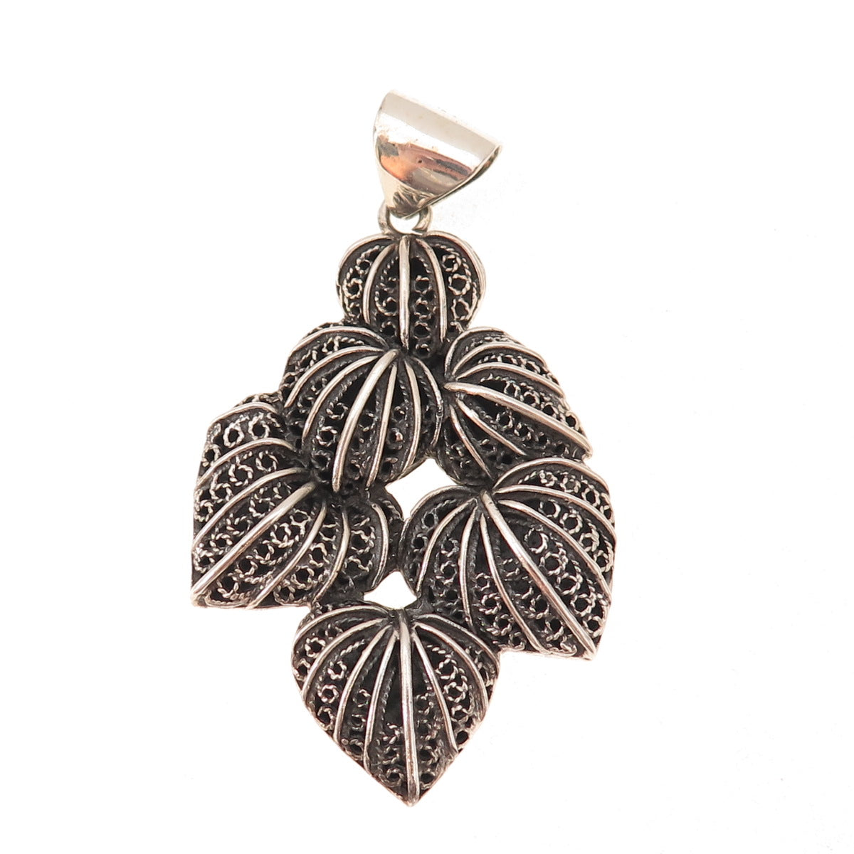 950 Silver Vintage Filigree Cluster Heart Oxidized Pendant
