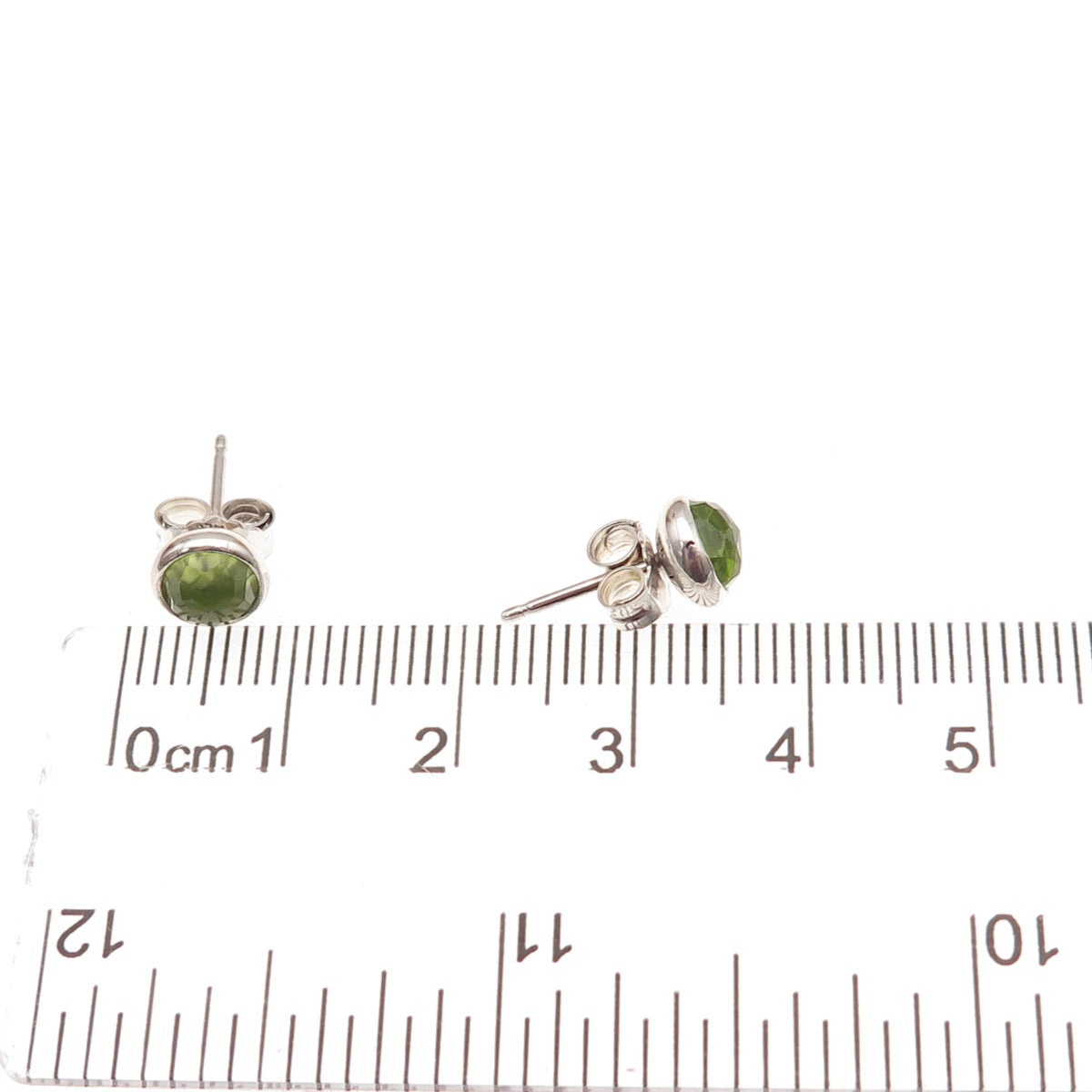 Pandora 925 Sterling Silver Real Peridot August Birthday Blooms Stud Earrings