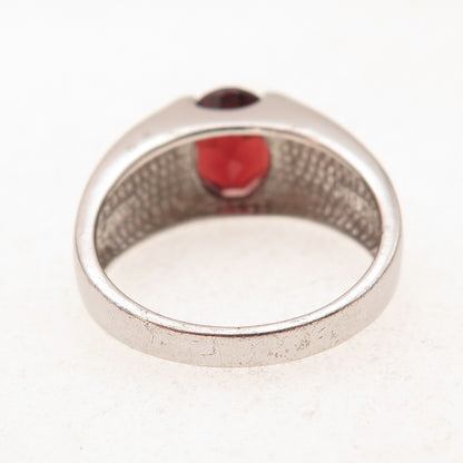925 Sterling Silver Vintage Real Oval-Cut Red Garnet Modernist Ring Size 9
