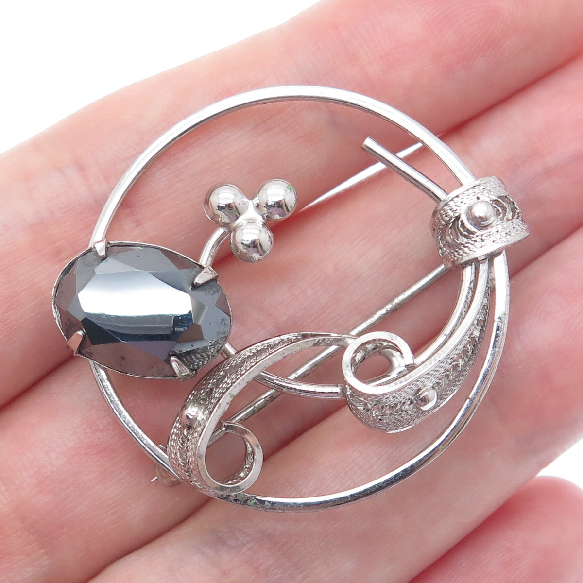 SORRENTO 925 Sterling Silver Vintage Real Hematite Gem Filigree Floral Brooch