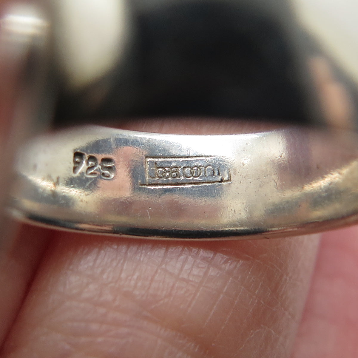 BARONI 925 Sterling Silver Vintage Real Pearl Modernist Hammered Ring Size 7.25