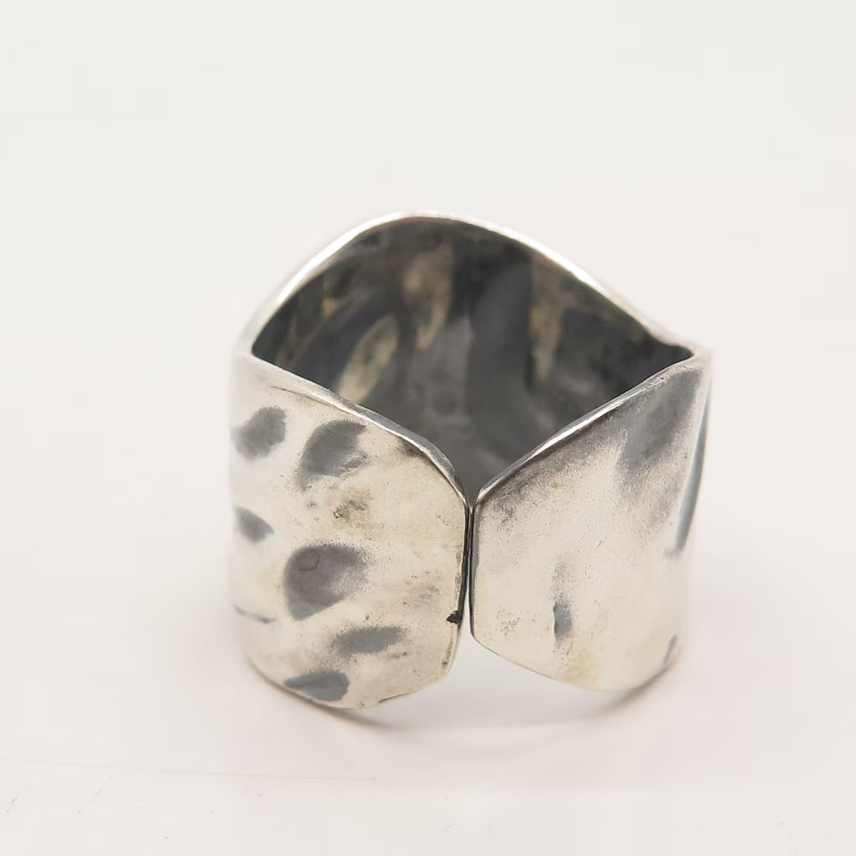 925 Sterling Silver Vintage Wrinkled Ring Size 12.25