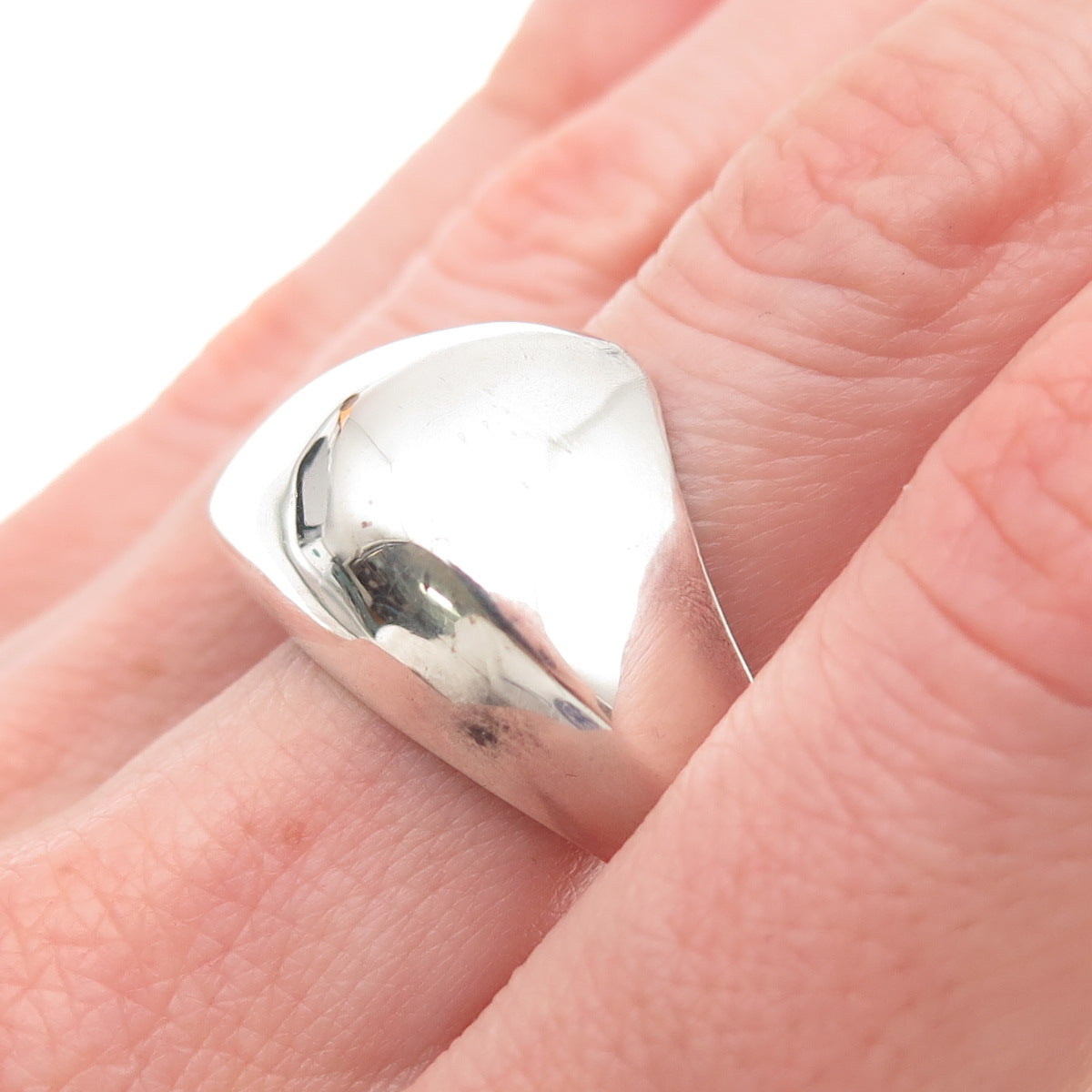 925 Sterling Silver Vintage Modernist Wavy Oxidized Dome Ring Size 7.5