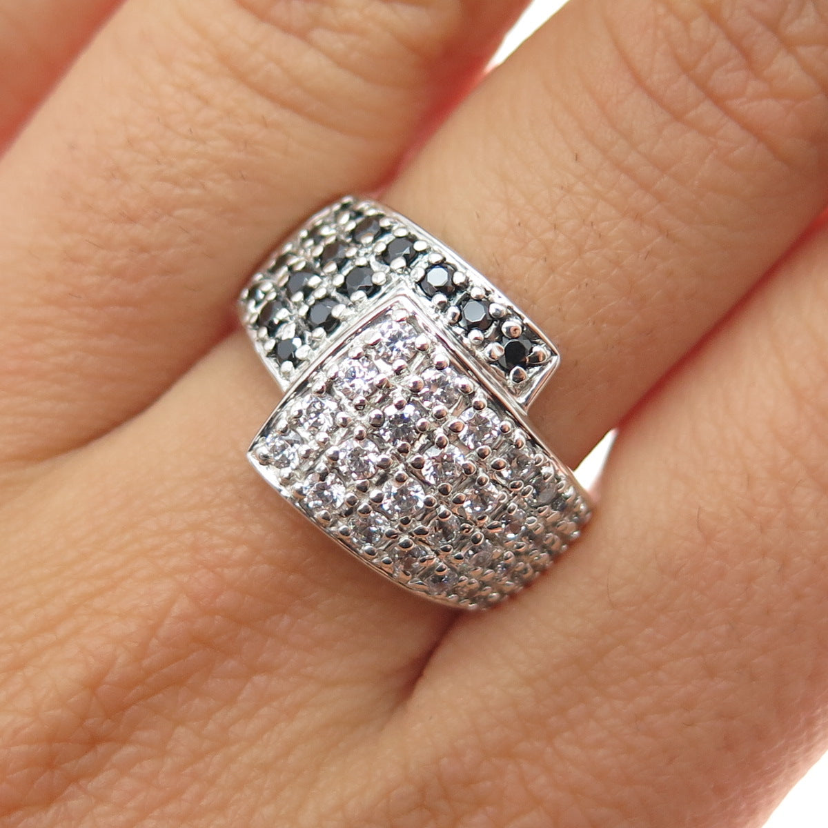 ROSS SIMONS 925 Sterling Silver Real Black Spinel & C Z Overlap Ring Size 8.25