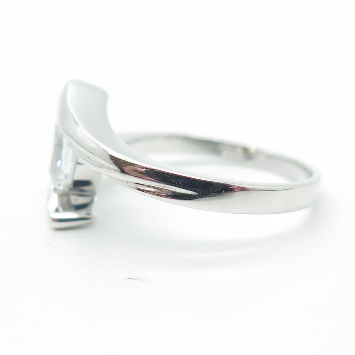925 Sterling Silver Round-Cut Shaped C Z Bypass Engagement Ring Size 7