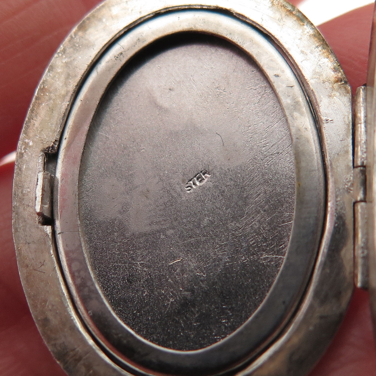 925 Sterling Silver Antique Art Deco Engraved Floral Locket Charm Pendant