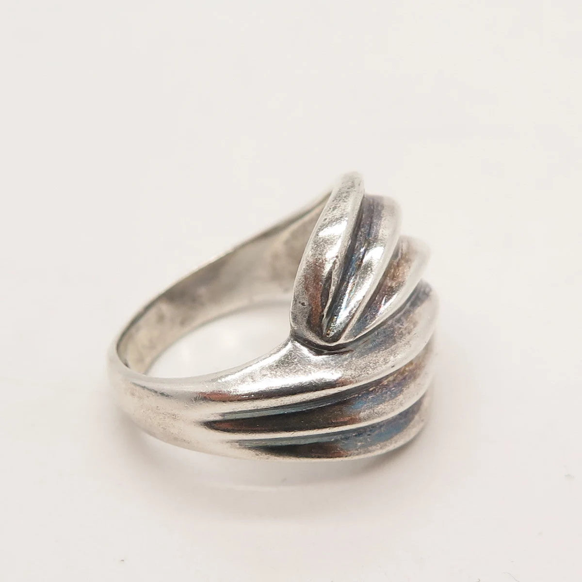 925 Sterling Silver Vintage Ribbed Ring Size 6.25