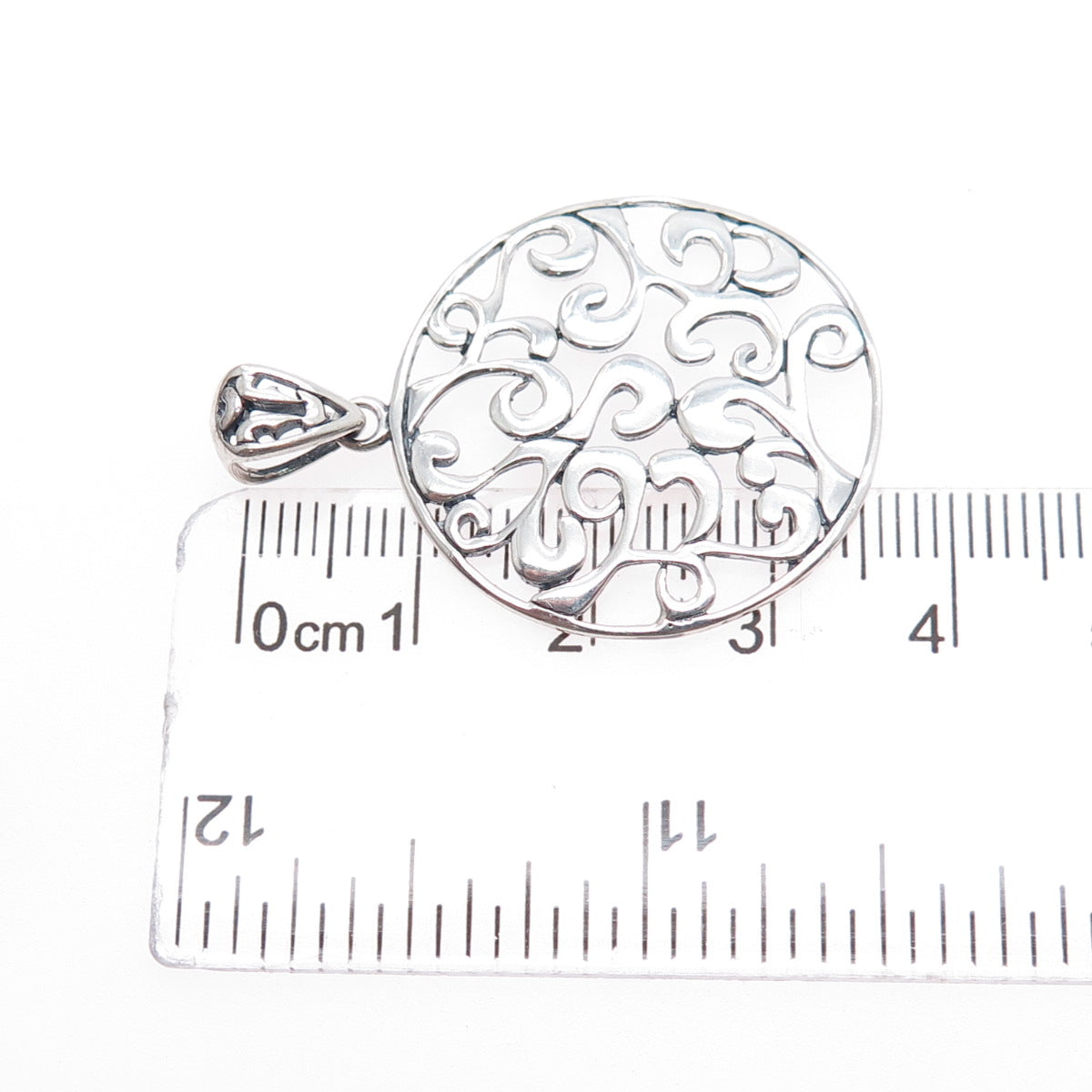 925 Sterling Silver Vintage Ornate Round Pendant