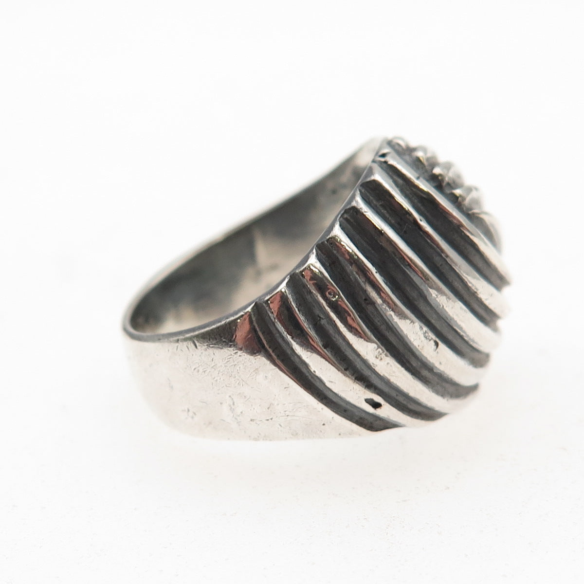 925 Sterling Silver Vintage Modernist Ribbed Oxidized Ring Size 7.5