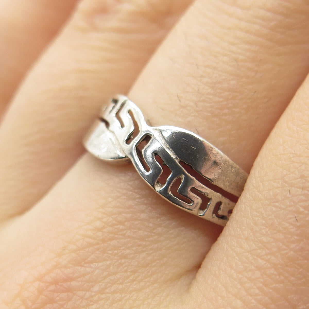 925 Sterling Silver Vintage Greek Maze Infinity Ring Size 6.25