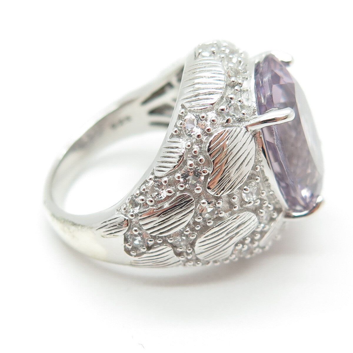 DSMK 925 Sterling Silver Oval-Cut Amethyst & White Topaz Gem Dome Ring Size 7