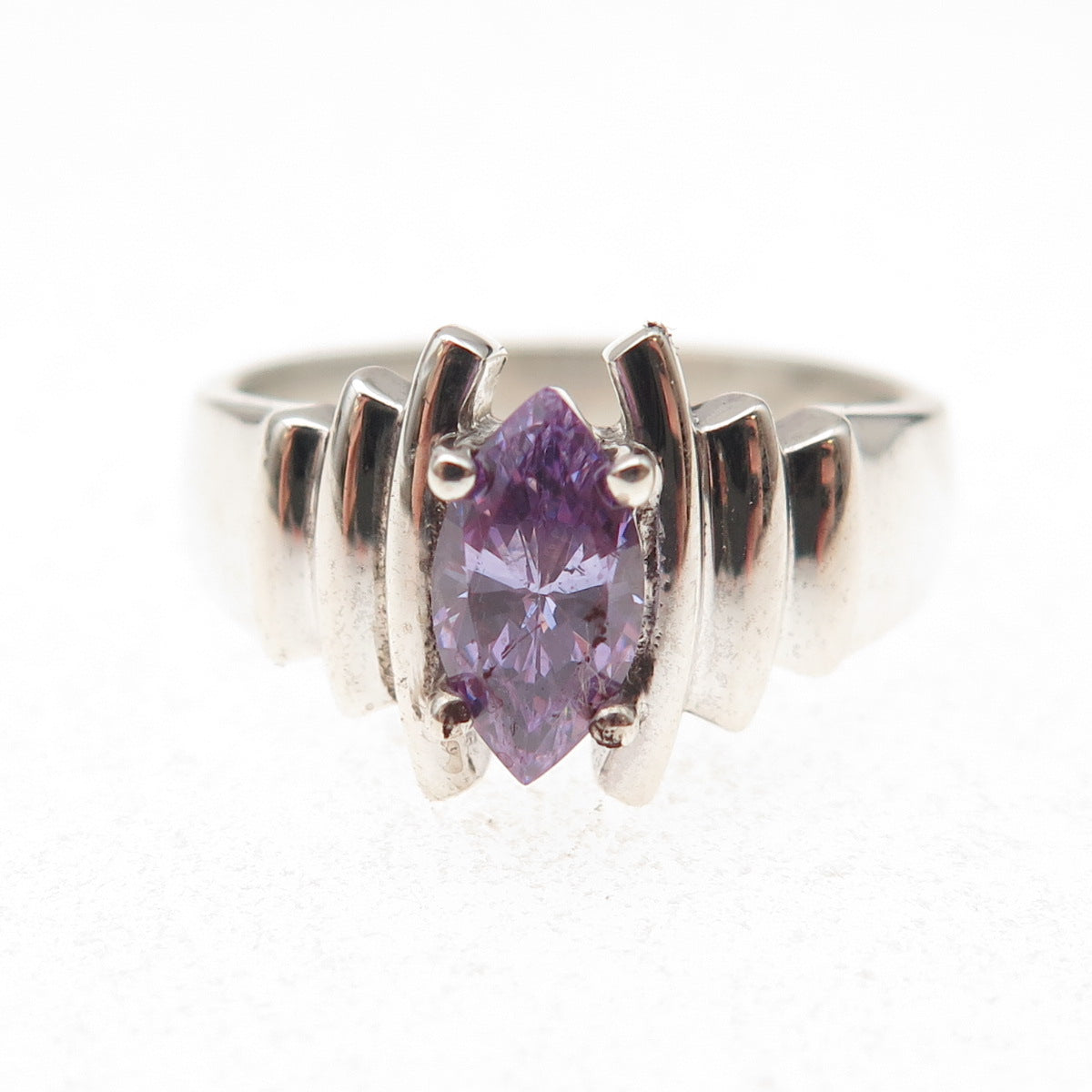 925 Sterling Silver Marquise-Cut Lavender C Z Modernist Ring Size 7