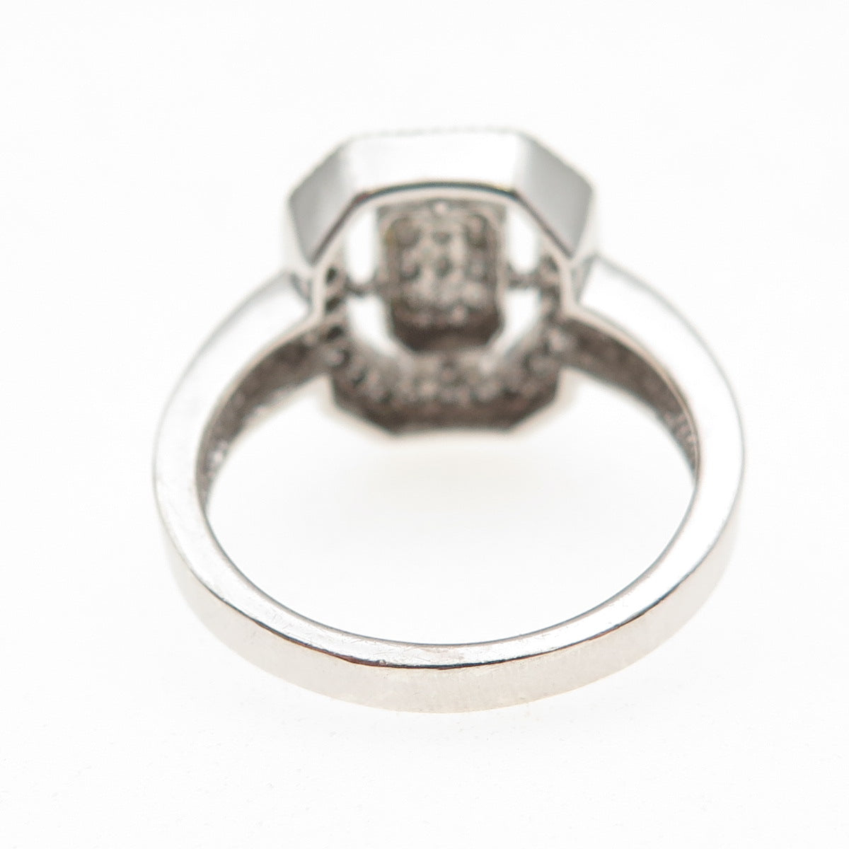 HN Heng Ngai 925 Sterling Silver Real Round-Cut Diamond Ring Size 8