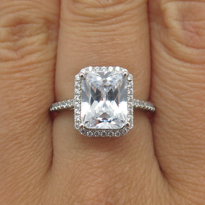 925 Sterling Silver Radiant & Round-Cut Shaped C Z Ring Size 7.25