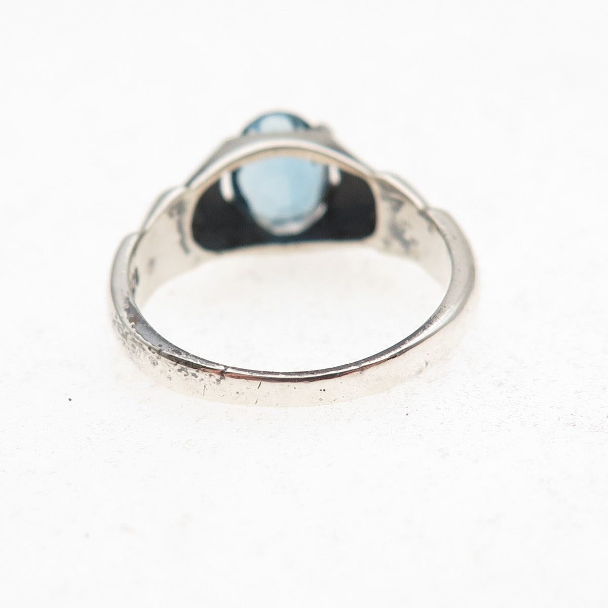 925 Sterling Silver Vintage Real London Blue Topaz Modernist Ring Size 5.75