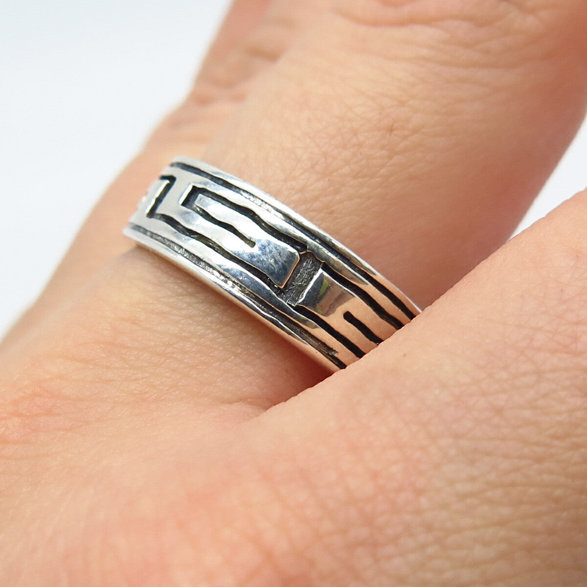 925 Sterling Silver Vintage Greek Maze Band Ring Size 8.5