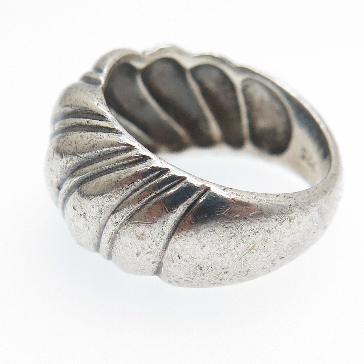 925 Sterling Silver Vintage Wavy Oxidized Dome Ring Size 6