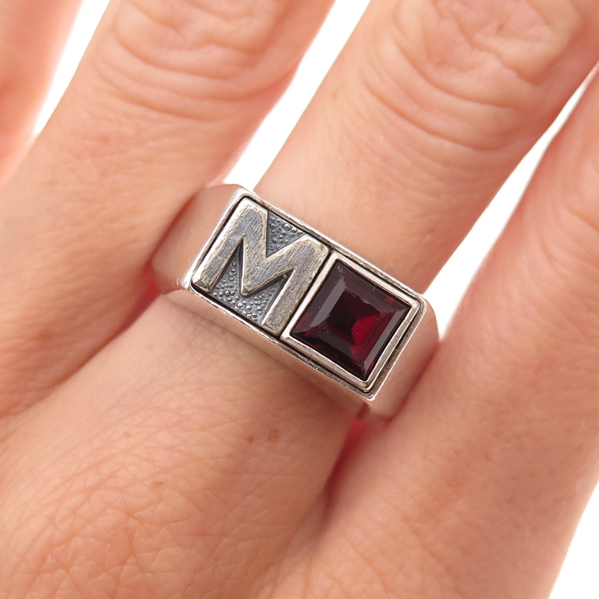 Vargas 925 Sterling Silver Antique Art Deco Real Garnet Letter M Ring Size 11.25