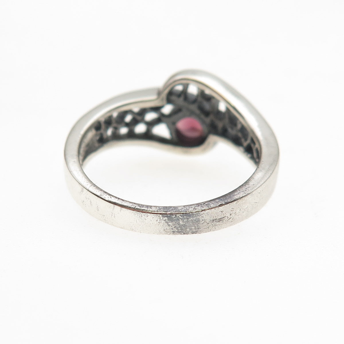 925 Sterling Silver Vintage Real Garnet Modernist Oxidized Ring Size 7