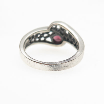 925 Sterling Silver Vintage Real Garnet Modernist Oxidized Ring Size 7