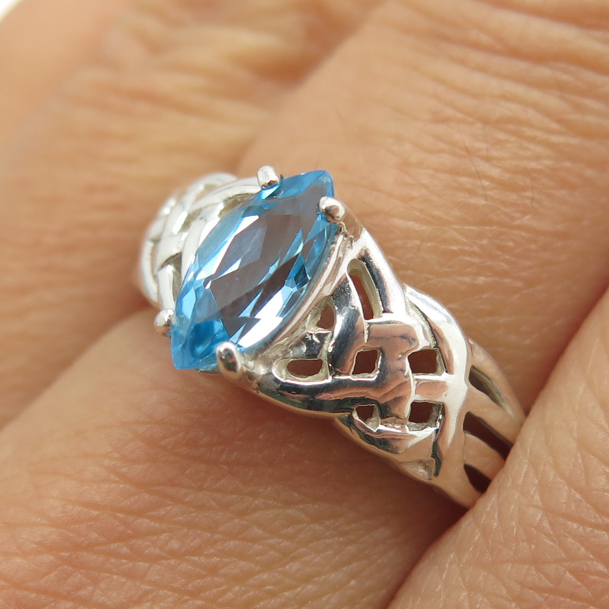 925 Sterling Silver Vintage Real Marquise-Cut Blue Topaz Woven Ring Size 8