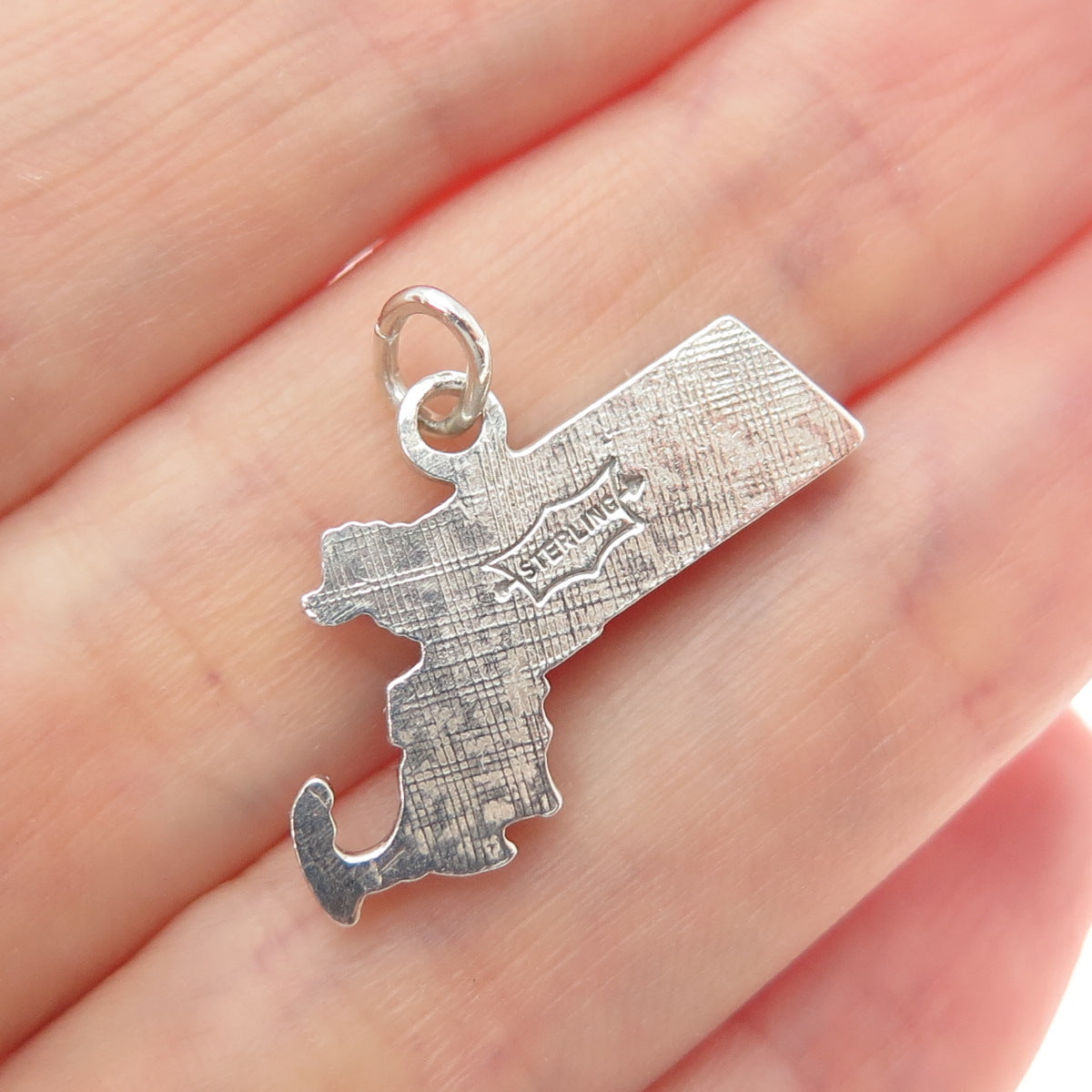 925 Sterling Silver Vintage Massachusetts State Map Minimalist Charm Pendant