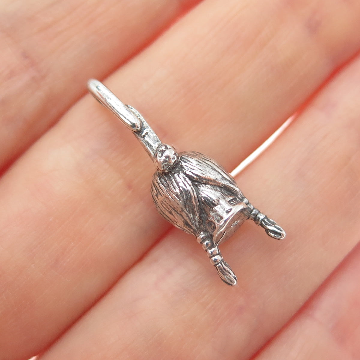 925 Sterling Silver Vintage Indian Chief Oxidized Minimalist 3D Charm Pendant