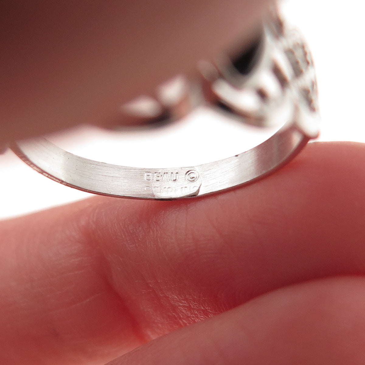 BEAU 925 Sterling Silver Vintage Real Black Onyx Modernist Ring Size 8